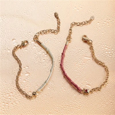 Pulseira fofa tecida com coração