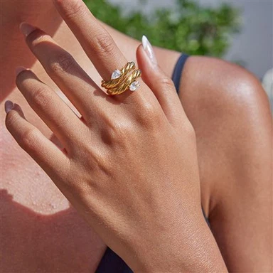 Anel de onda torcido CZ