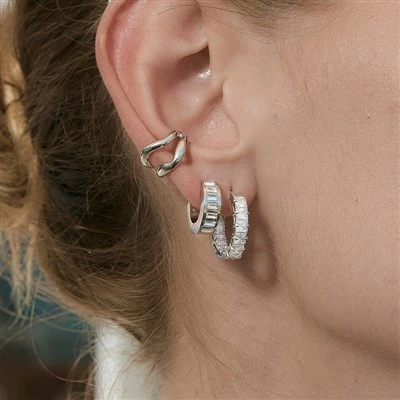 Brincos de argola Huggie com zircônia cúbica brilhante
